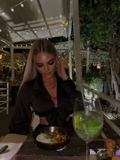 Adeline escort in Rome