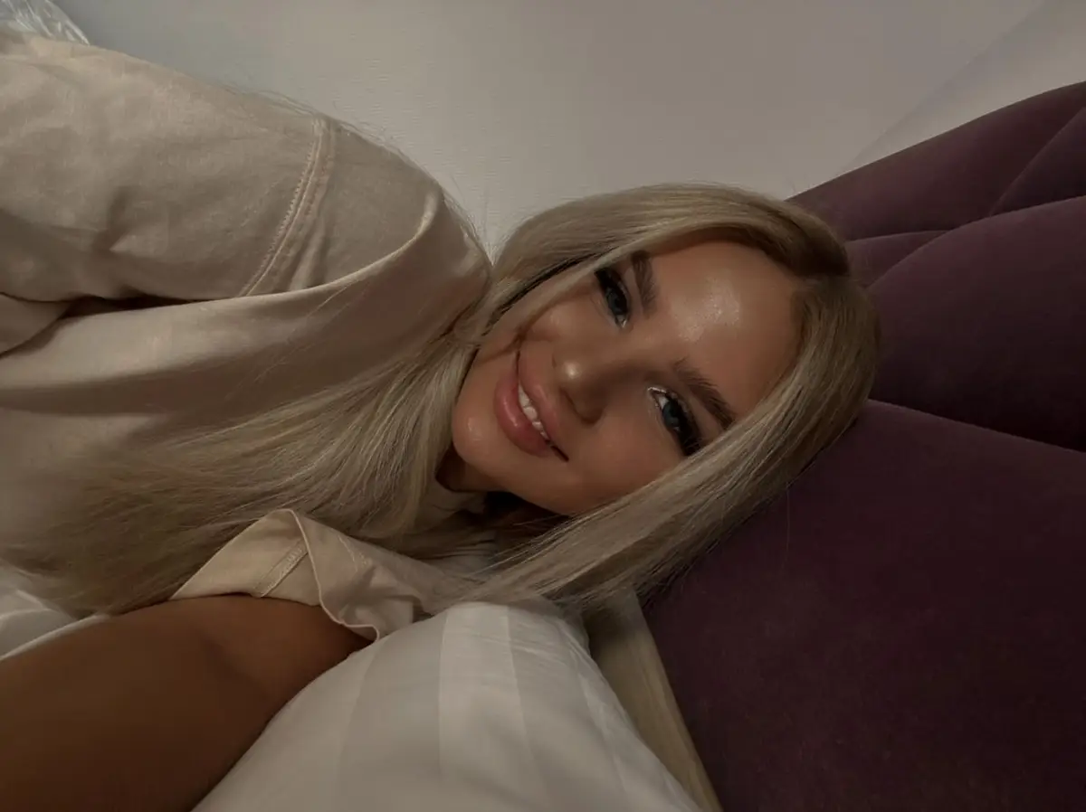 Adeluna escort in Rome