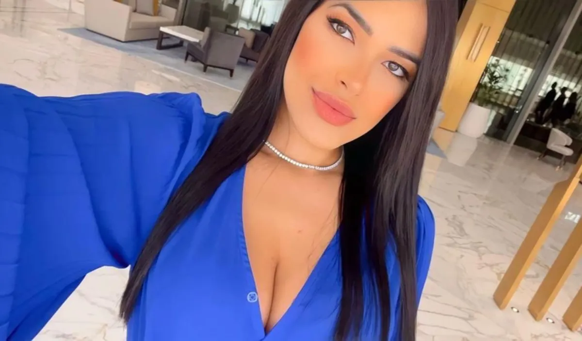 Ale escort in Rome