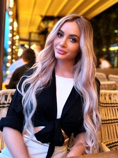 Aleksandra escort in Milan