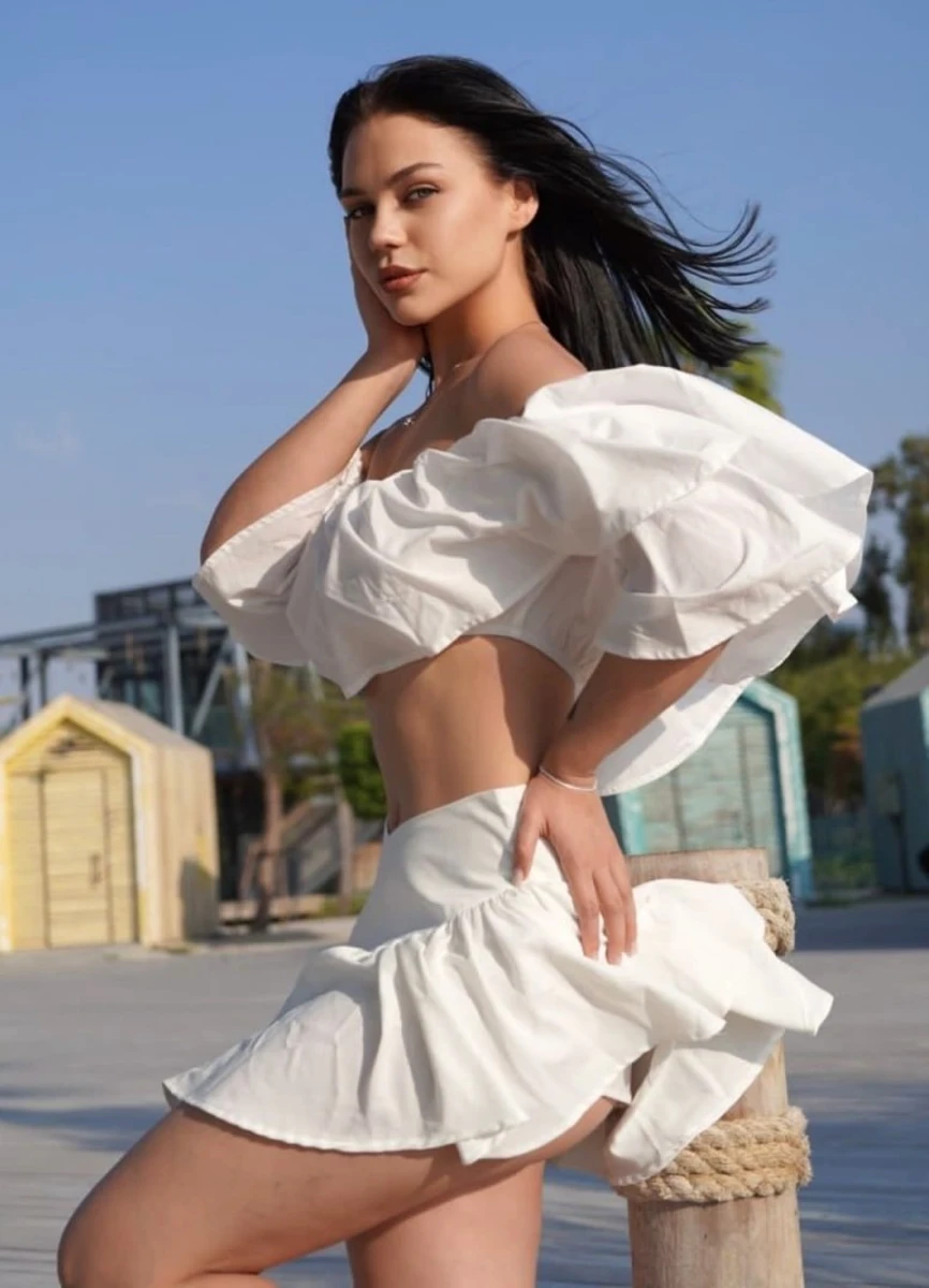 Alexa escort in Milan