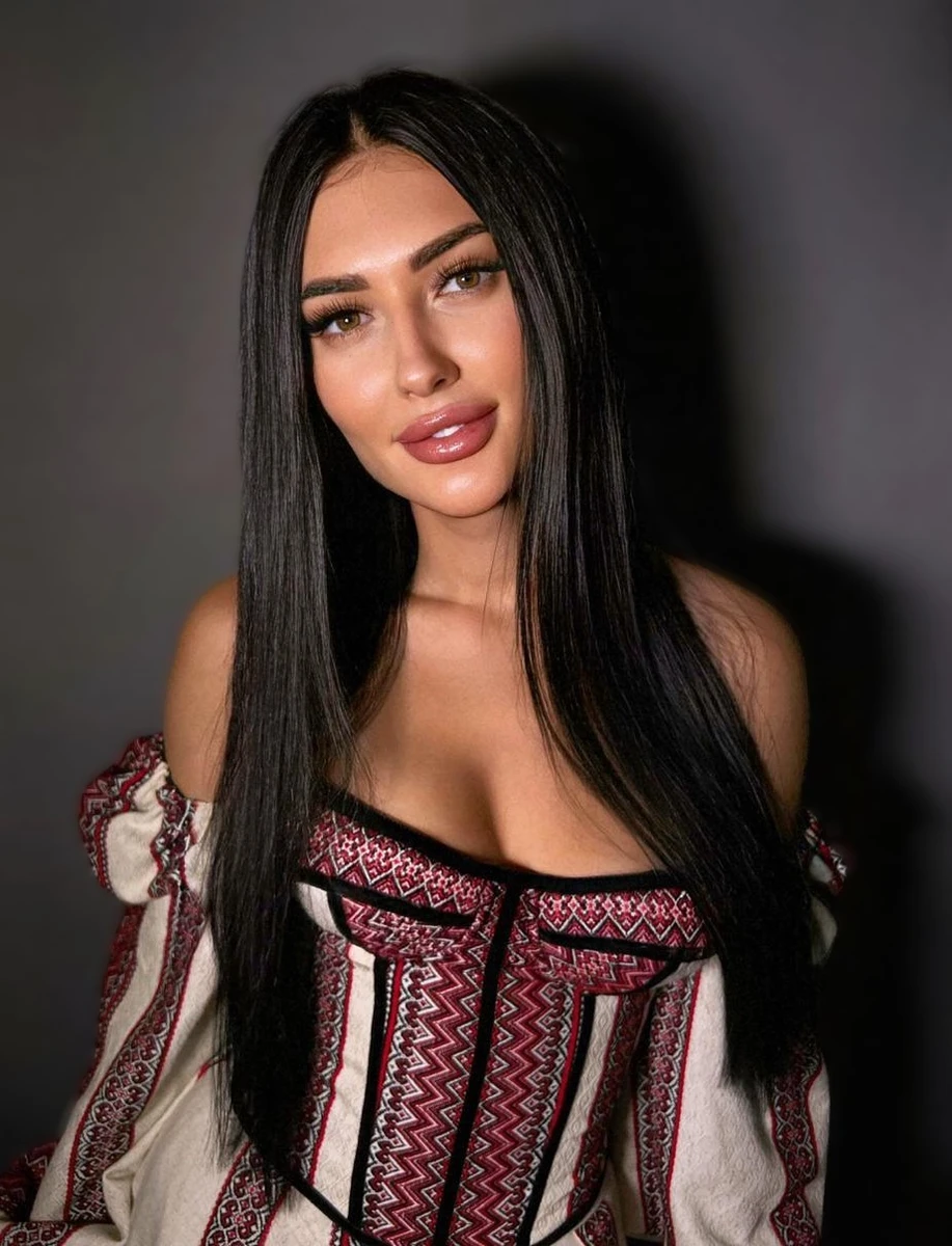Alexandra escort in Milan