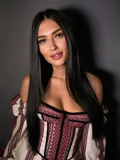 Alexandra escort in Milan