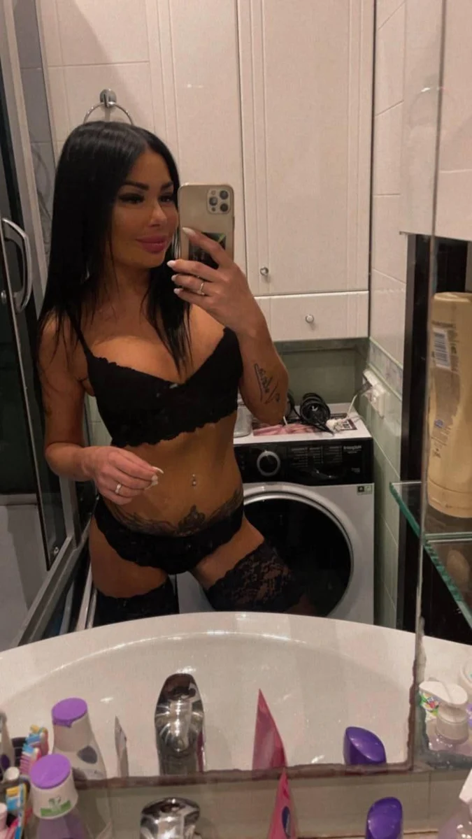 Alice escort in Rome