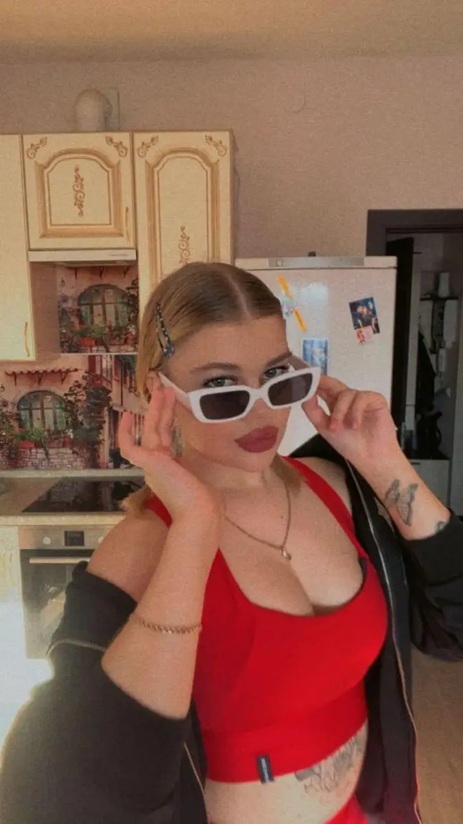 Alice escort in Rome