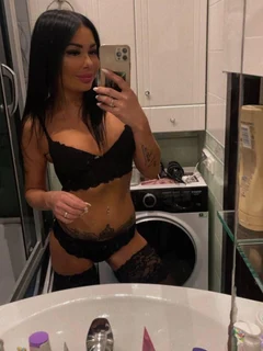 Alice escort in Rome