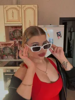 Alice escort in Rome