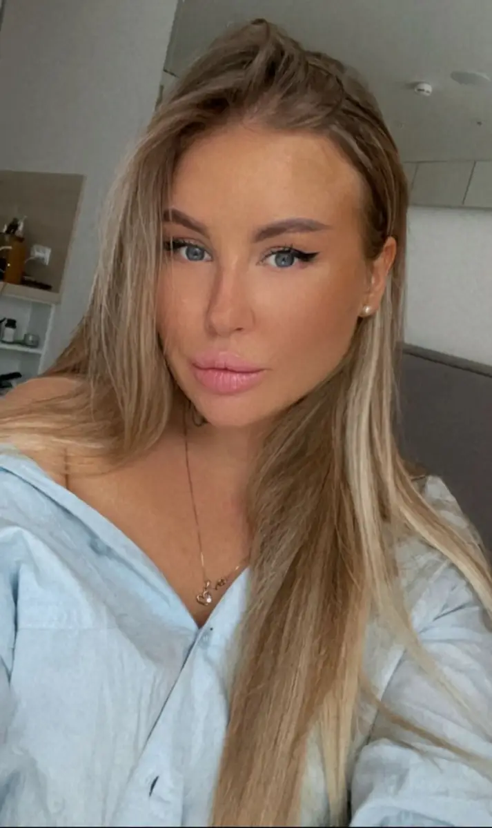 Alina escort in Rome