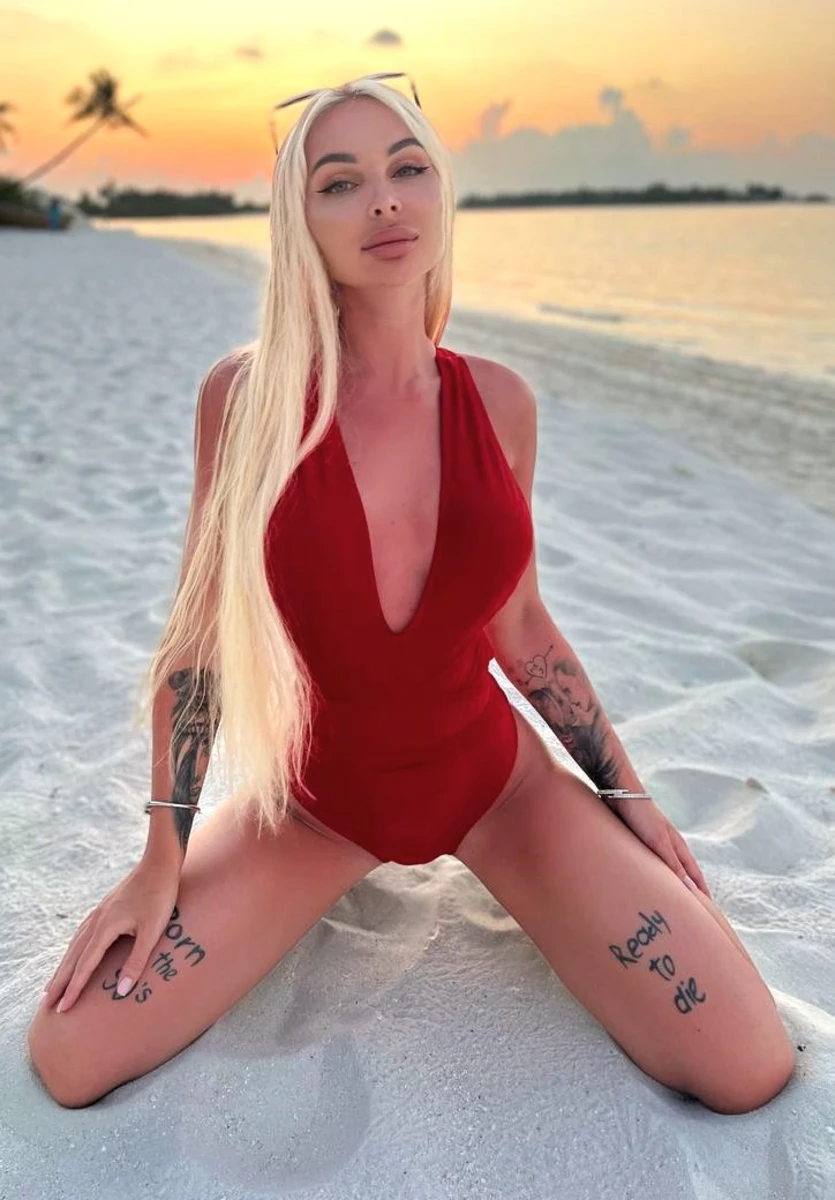 Alisa escort in Milan