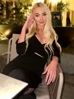 Alisa escort in Milan