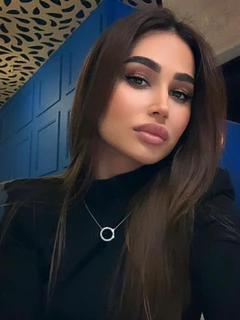 Amina escort in Milan