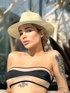 Angela escort in Milan