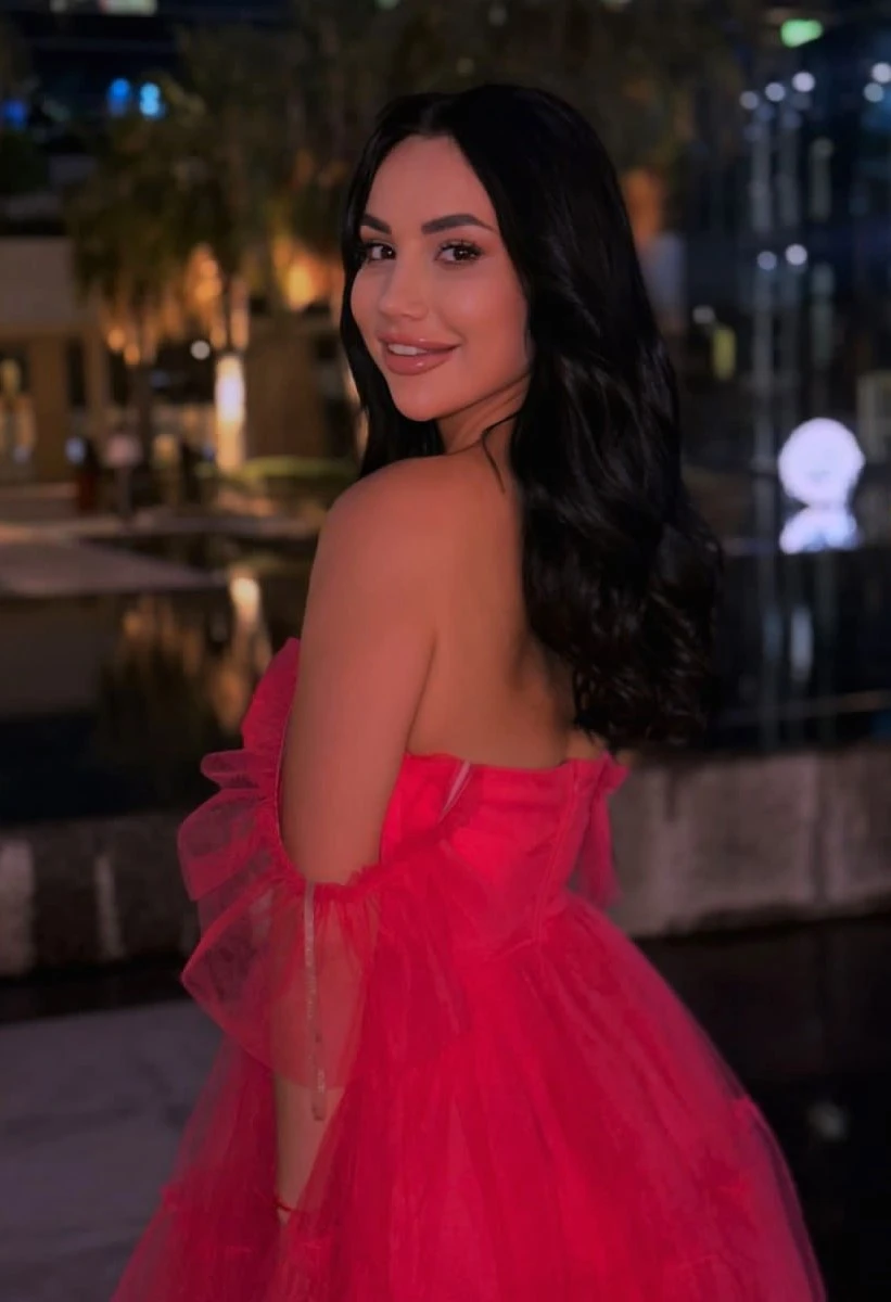 Anna escort in Milan