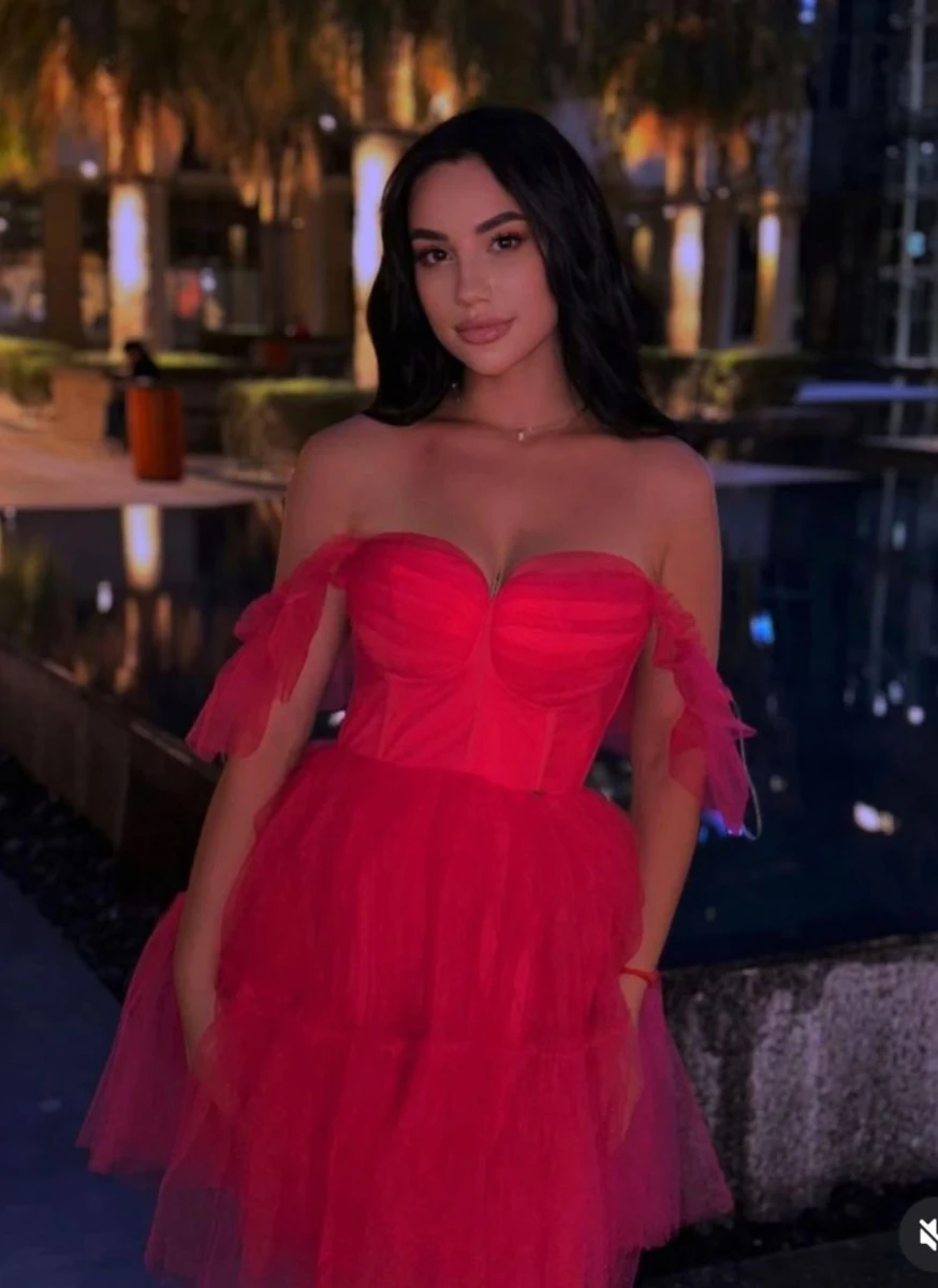 Anna escort in Milan