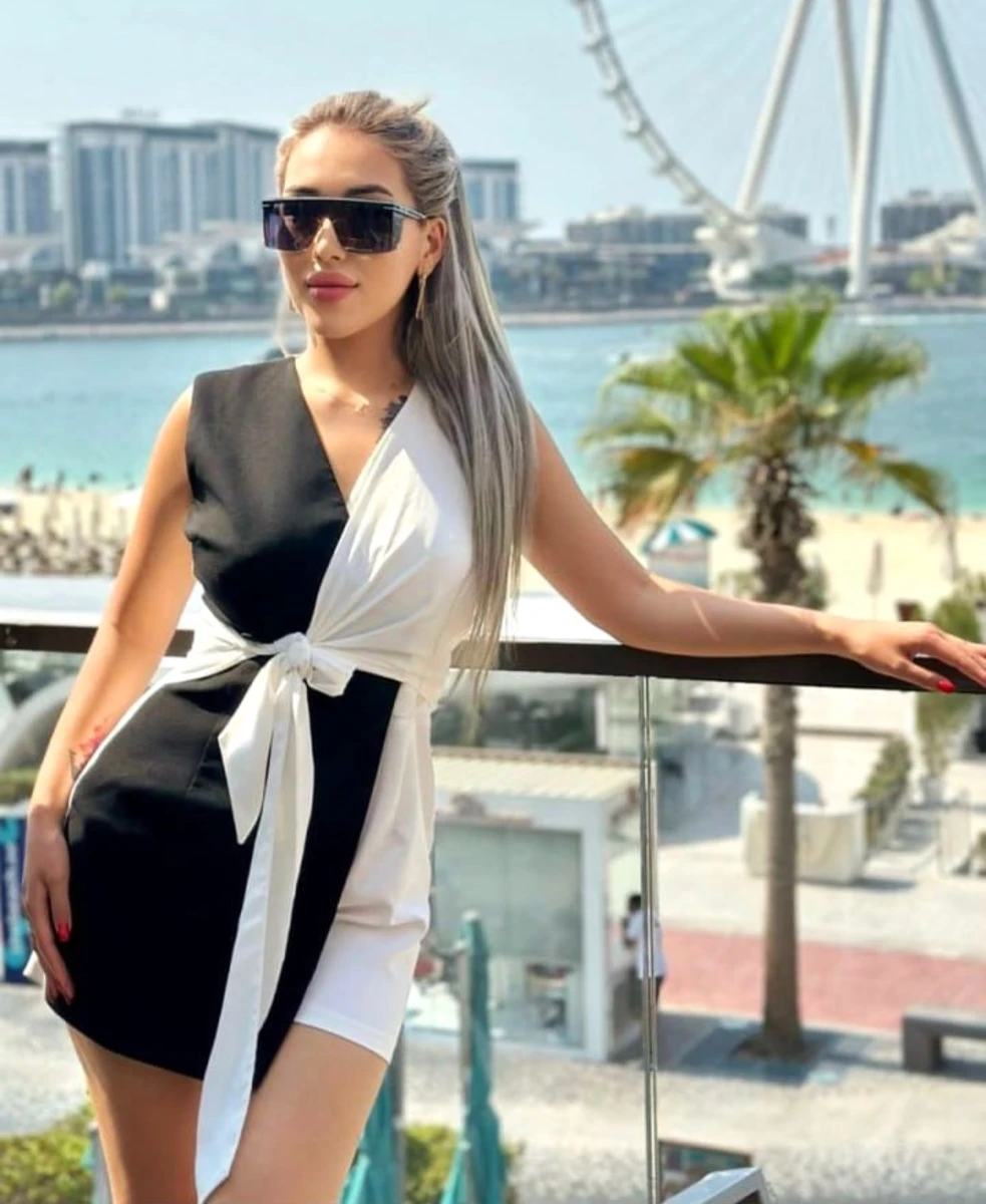Anya escort in Milan