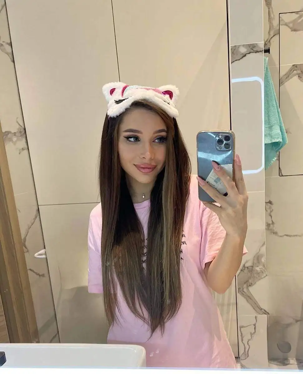 Arina escort in Rome