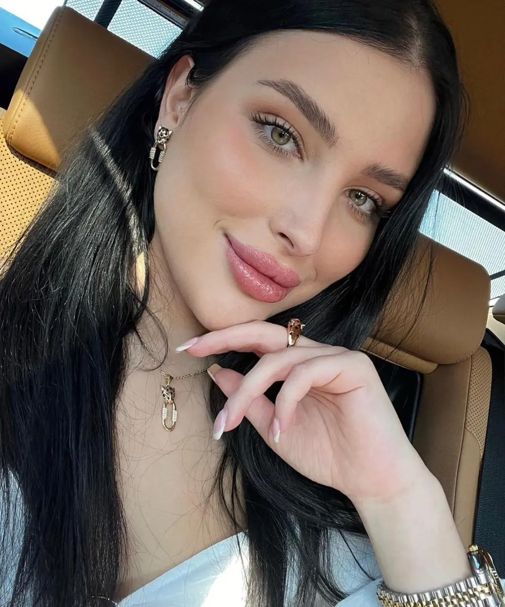 Arina escort in Rome