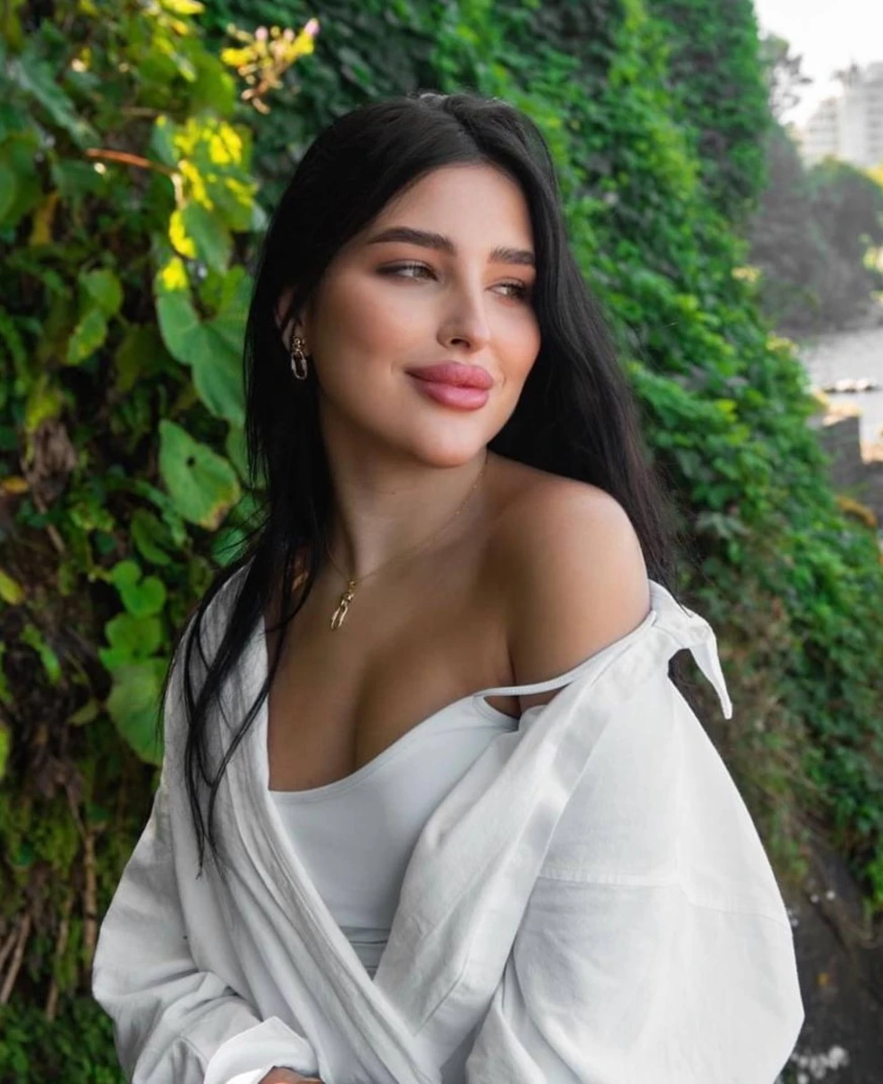 Arina escort in Rome