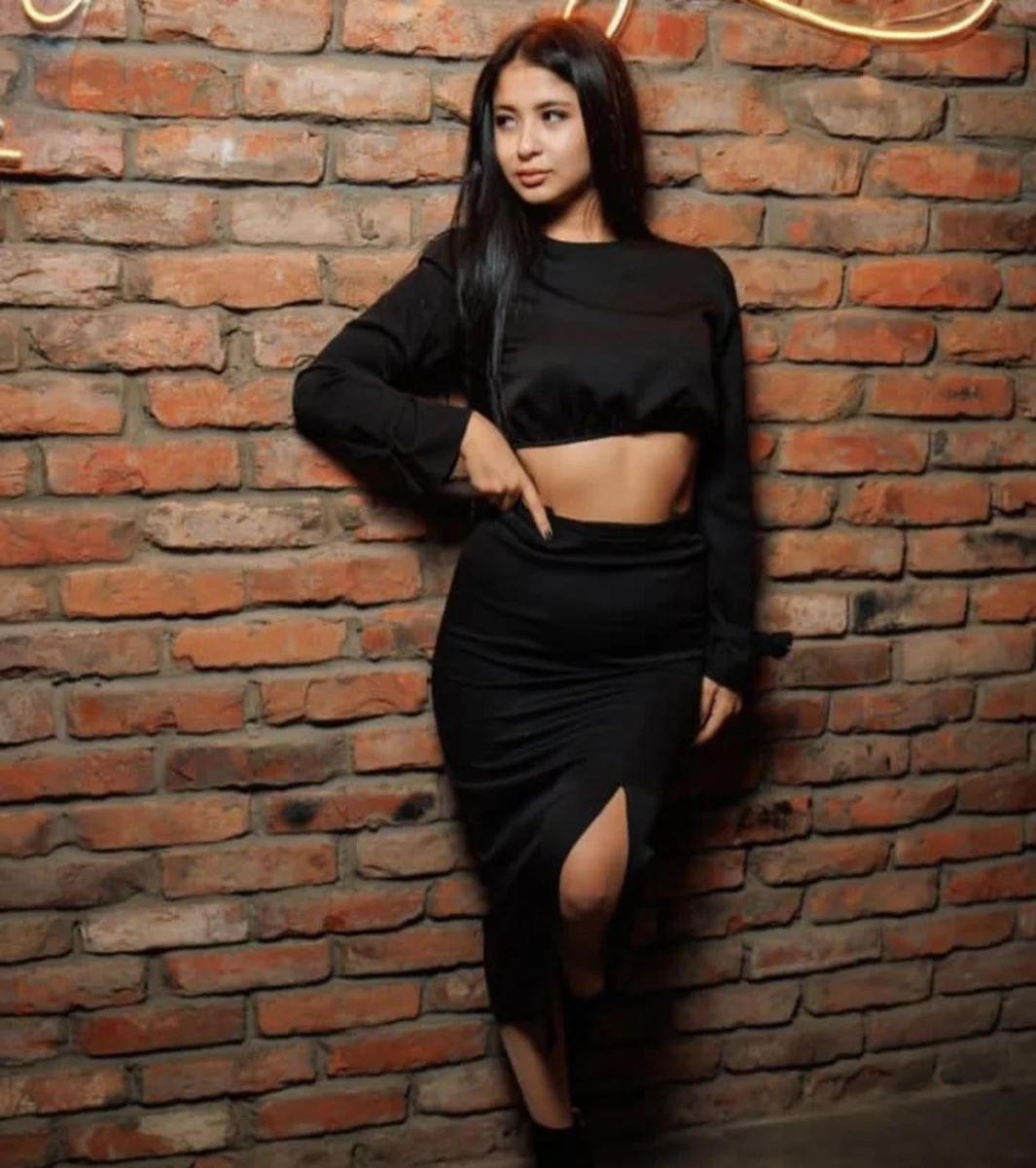 Arya escort in Milan