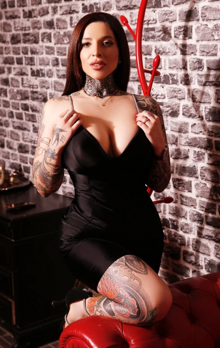 Ashley escort in Milan