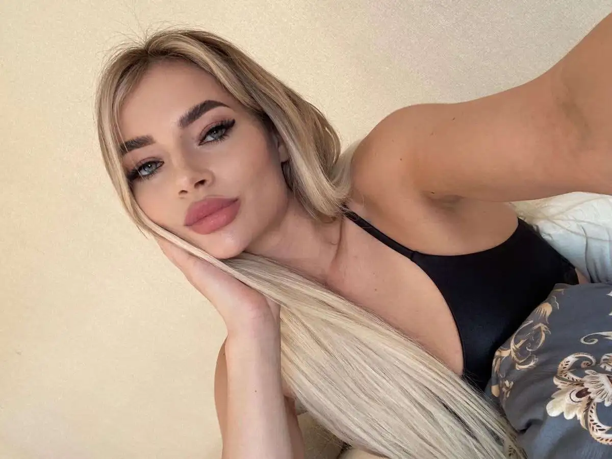 Asya escort in Rome