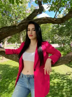 Camille escort in Rome
