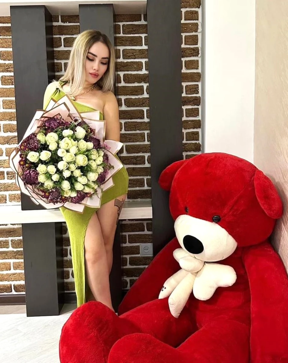 Caroline escort in Milan