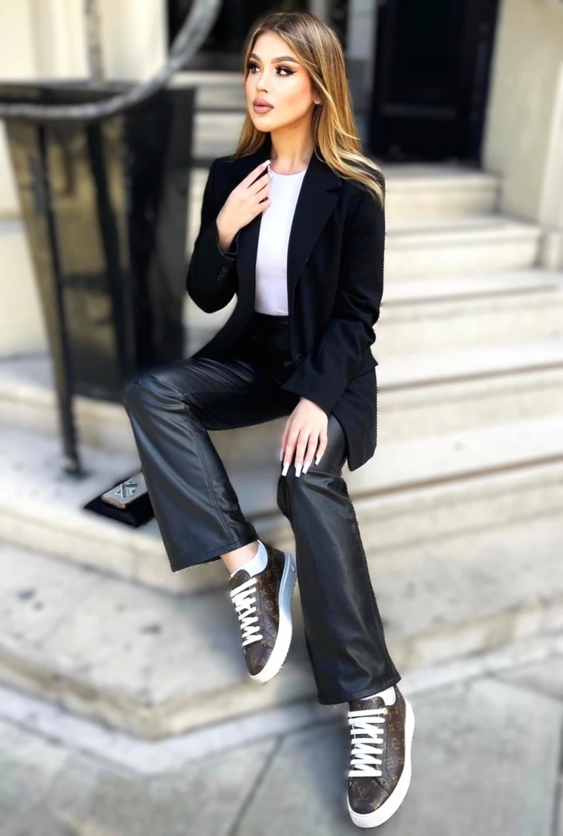 Celine escort in Rome