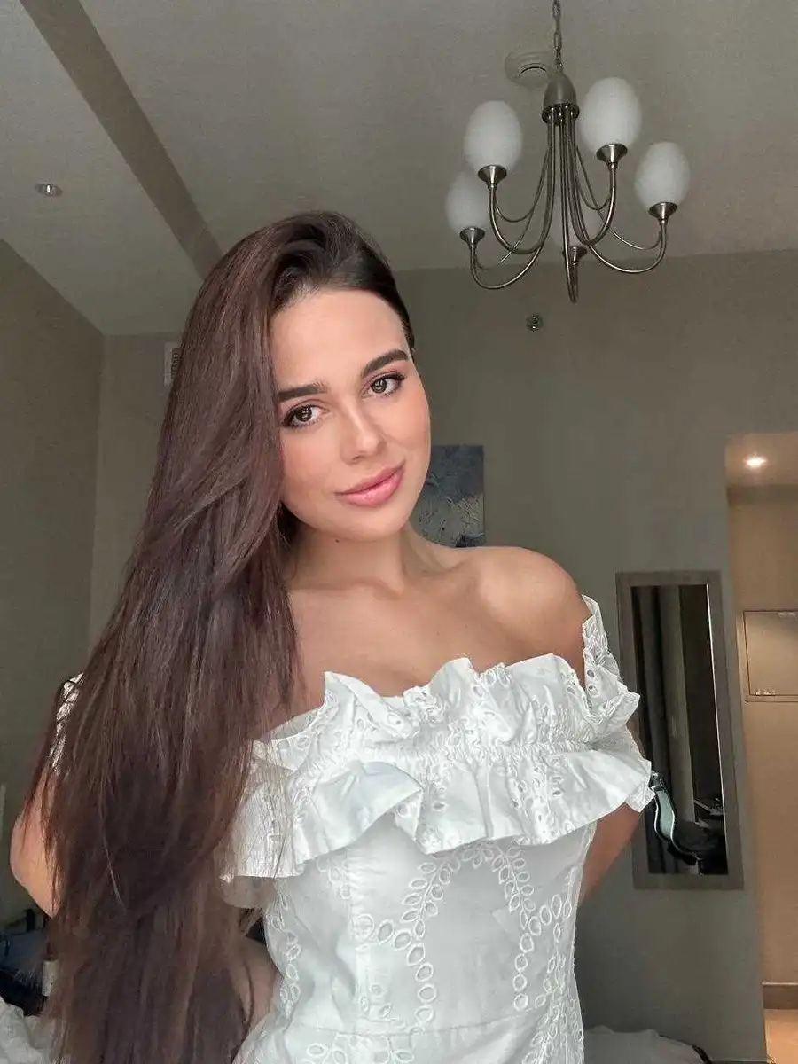 Christina escort in Rome