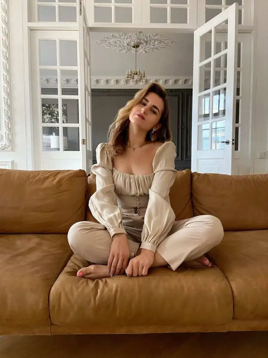 Christine escort in Rome