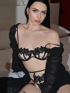 Clodia escort in Milan