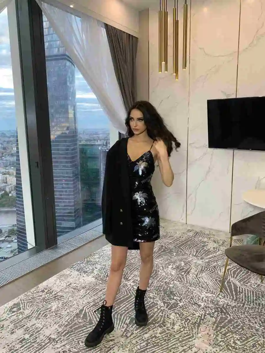 Crystal escort in Rome