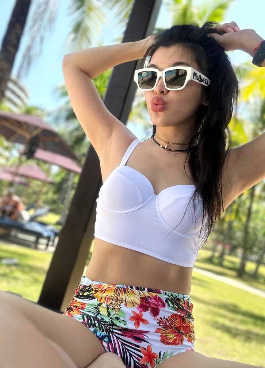 Dariya escort in Milan