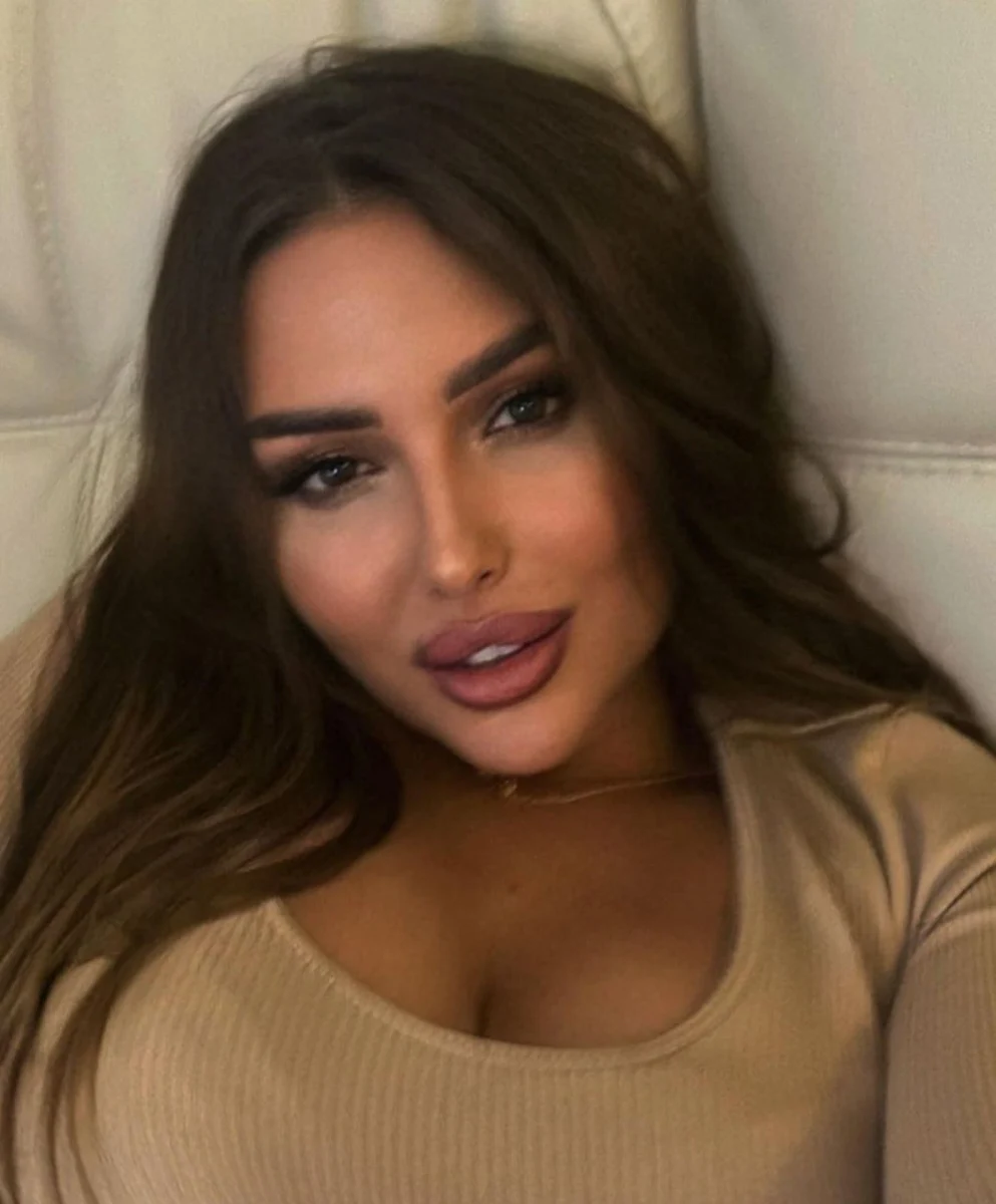 Dilara escort in Rome