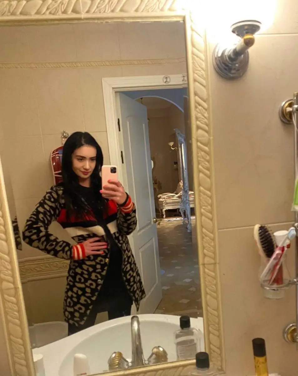 Dina escort in Rome