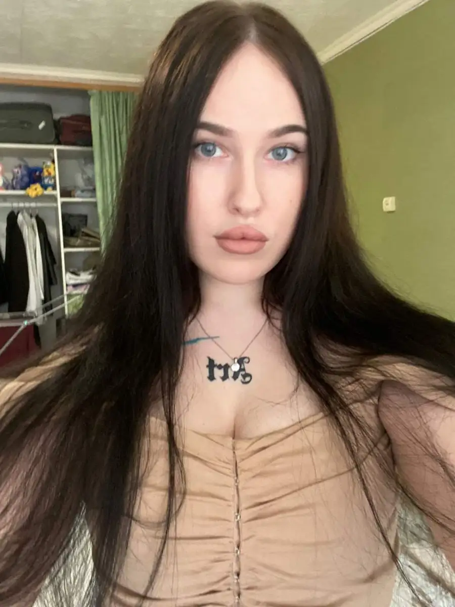 Elice escort in Rome