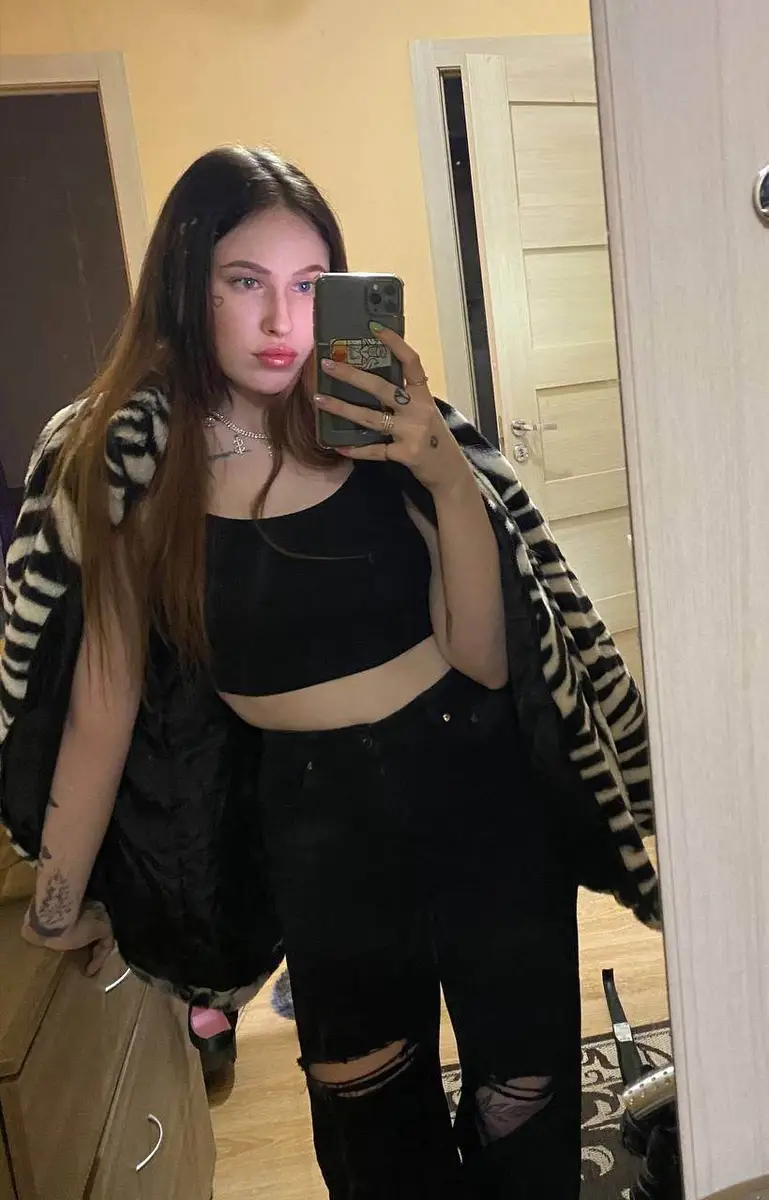 Elice escort in Rome