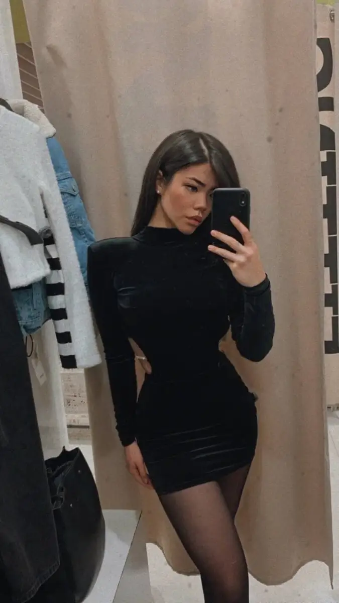 Elina escort in Rome