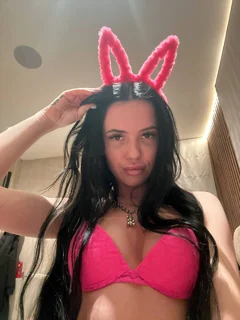 Emily escort in Rome