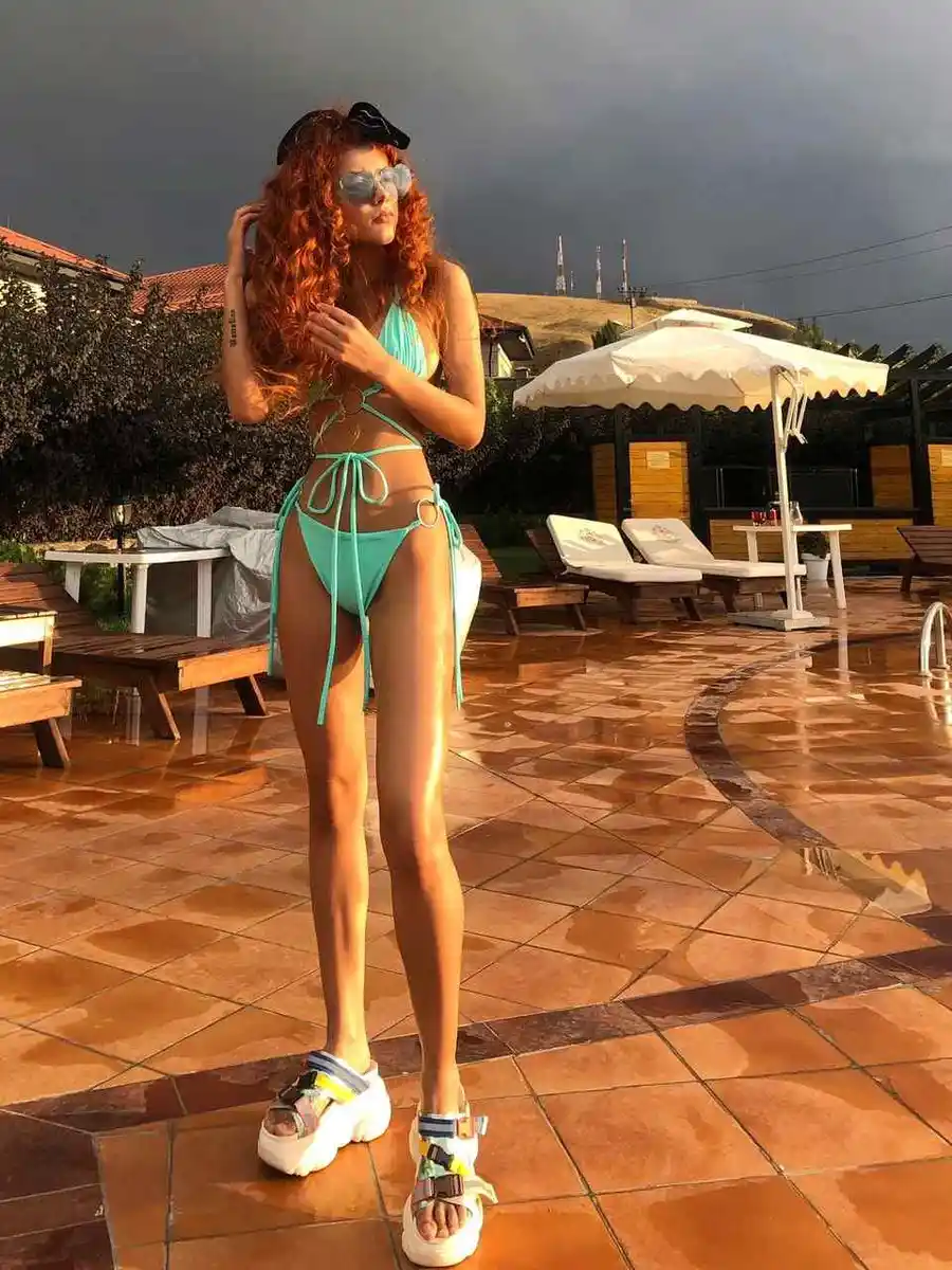 Emma escort in Rome