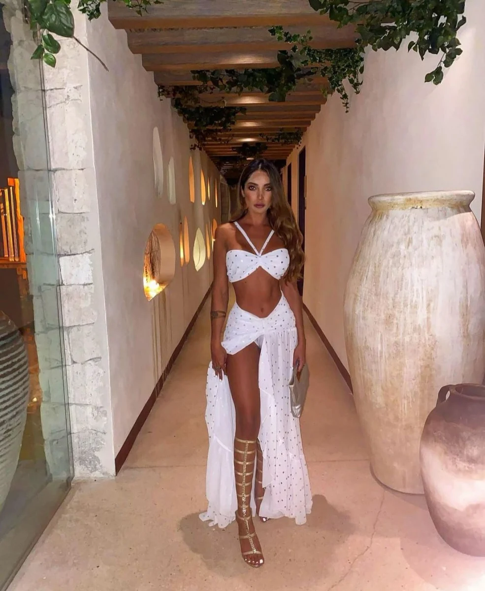 Gina escort in Rome
