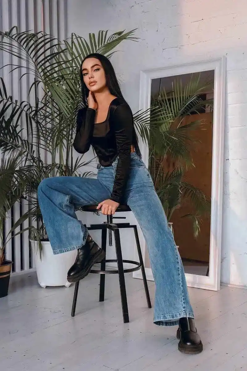 Inessa escort in Rome