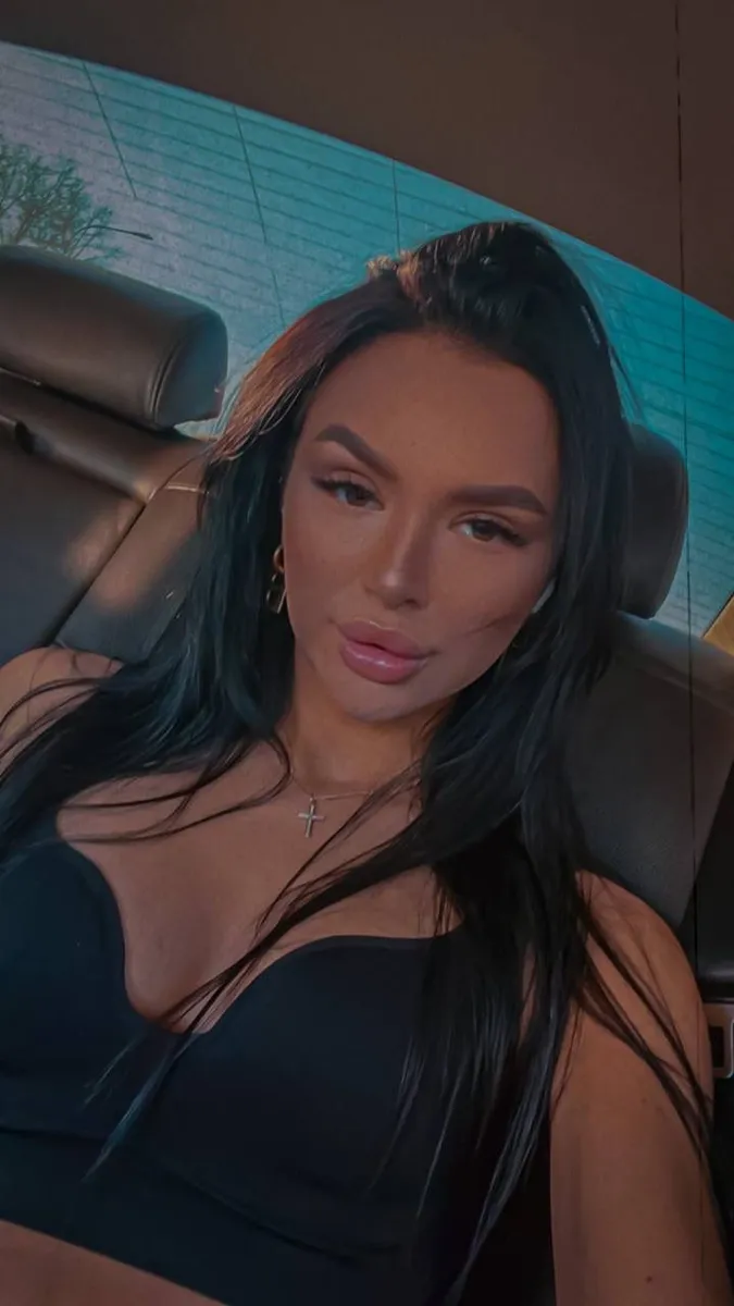 Isabel escort in Rome