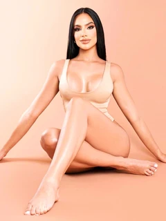 Jade escort in Milan
