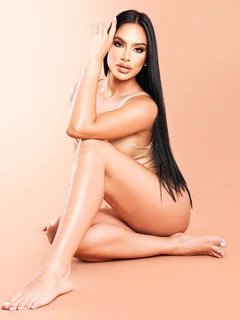 Jade escort in Milan
