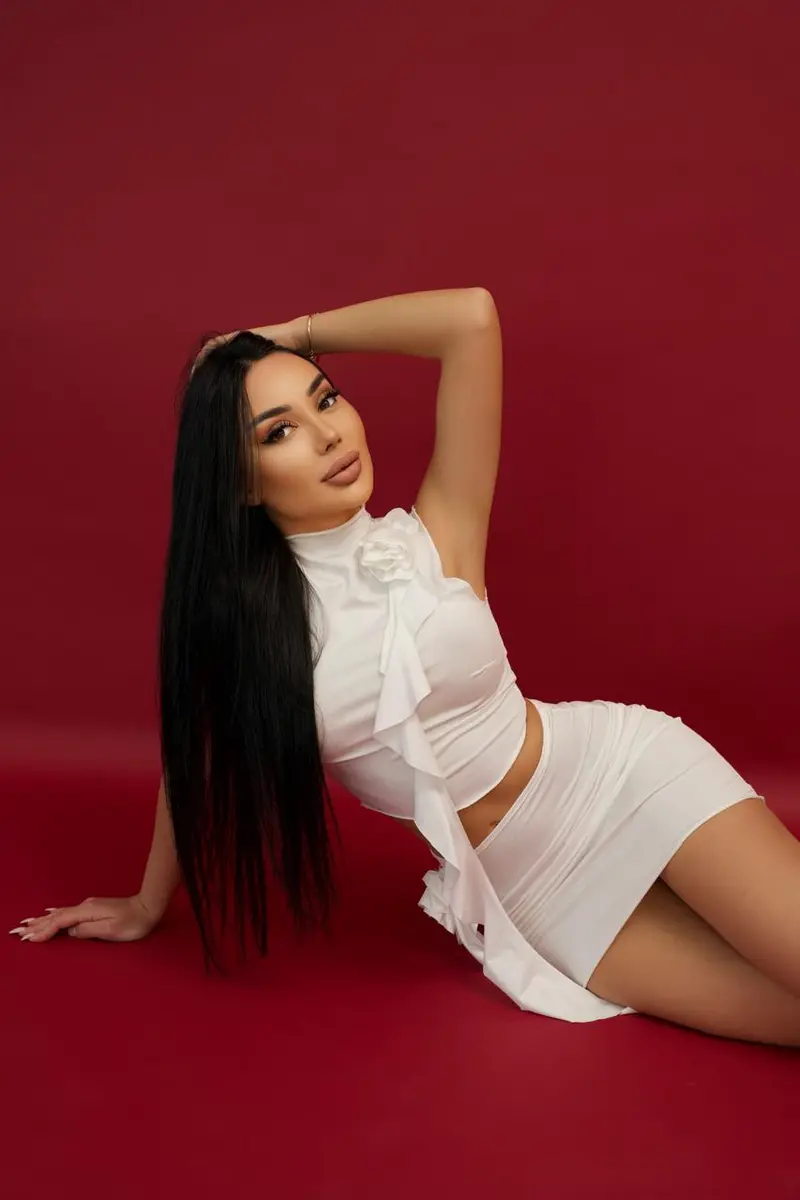Janna escort in Milan