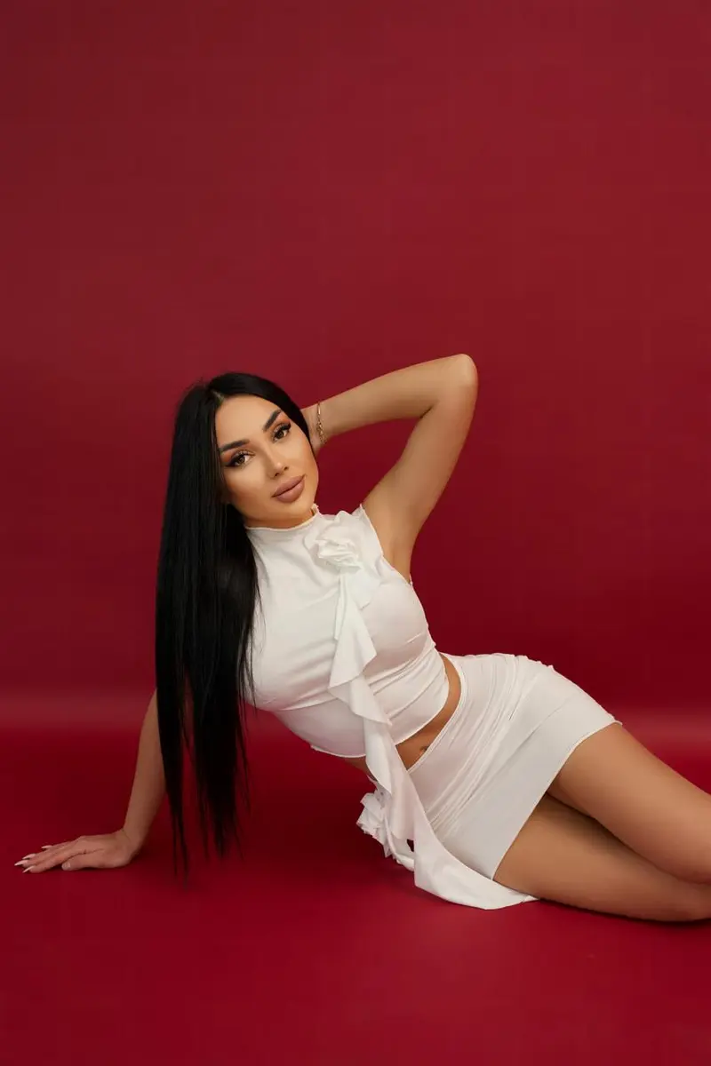 Janna escort in Milan