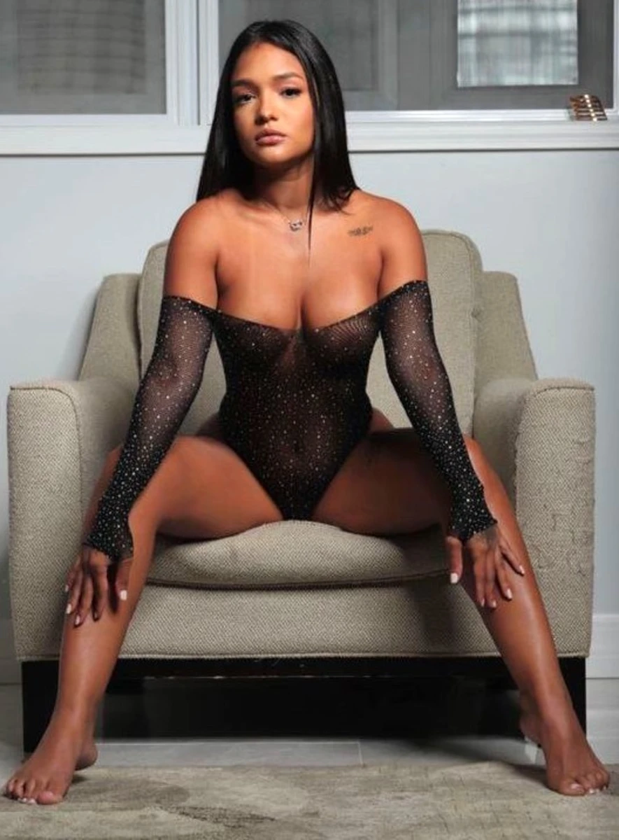 Joyce escort in Milan