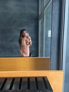 Julia escort in Rome