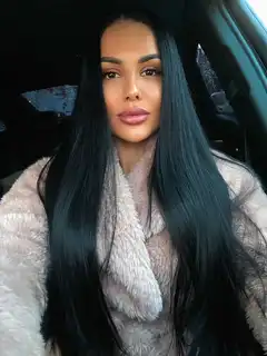 Julia escort in Rome